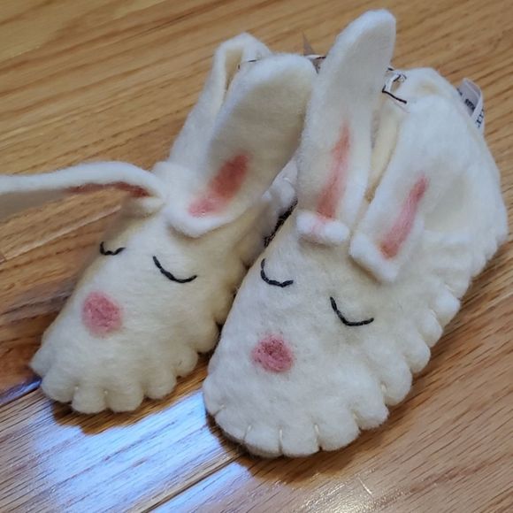 🐰 Seven Smooches Bunny Booties 🐰 Easter! - Picture 4 of 5